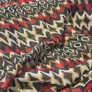 Studio 101 Geometric Scarf